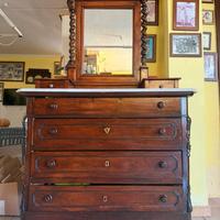 Como con specchio antico