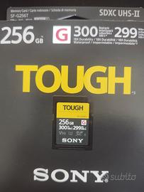 SD Sony TOUGH da 256GB, modello SF-G256T SDXC