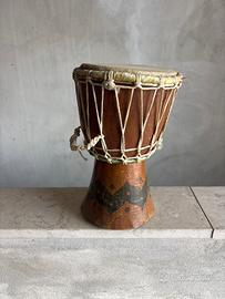 Tamburo djembe / bongo in legno e pelle