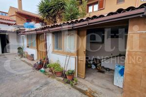 Indipendente tipologia campidanese con cortile