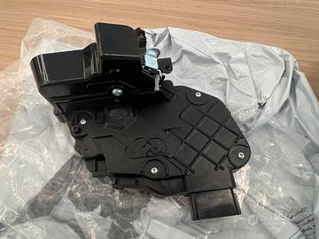 Serratura Posteriore Porta Sx Ford Fiesta