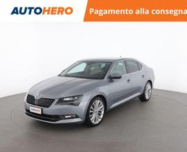 SKODA Superb RL76731