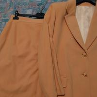 Tailleur gonna in cashmere