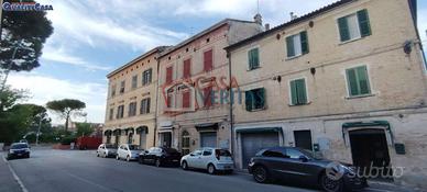 Appartamento quadrilocale in centro a Chiaravalle