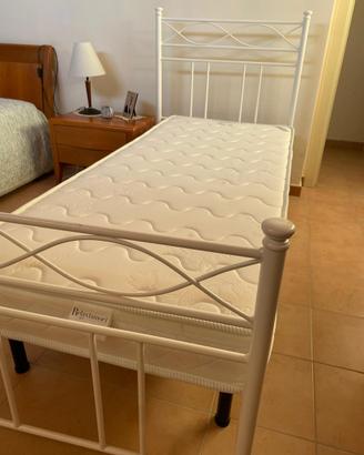 Letto Nuovarredo singolo bianco + doghe incluse