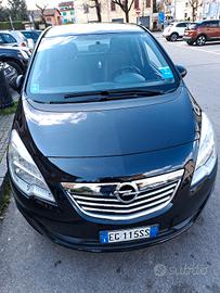 opel meriva 2011