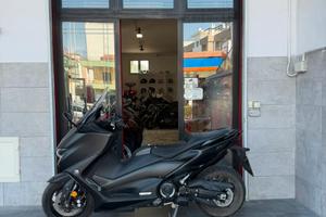 Yamaha Tmax 560 2021