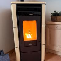 Stufa a pellet Ravelli