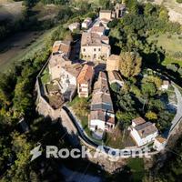 CASETTA NELL'INCANTEVOLE BORGO DI MONTEBELLO