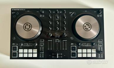 Traktor Kontrol S2 MK3 + Licenza Traktor Pro 3