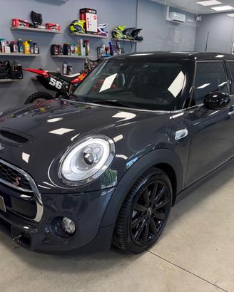 Mini 2.0 Cooper SD aut. Hype 5 porte