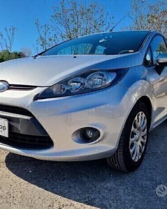 FORD Fiesta 1.6 TDCi 95 CV 5p. Titanium
