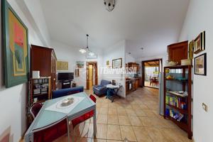 Piano terra indipendente con corte