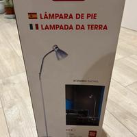 Lampada da terra pieghevole