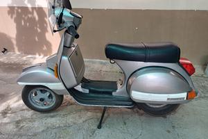 vespa PX 150 del 1999 con freno a disco