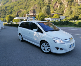 Opel Zafira, 7 posti