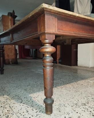 Tavolo antico da pranzo