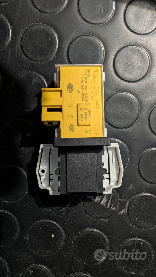 Gancio Sportello Lavatrice Ricambio Per Maytag Whirlpool W10111148 WP8540221 (usato)