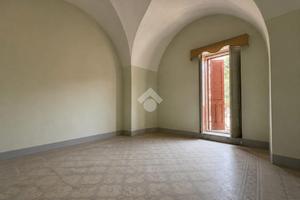 CASA SEMINDIPENDENTE A MESAGNE