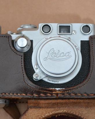 Leica anni '50 con Elmar 5cm e accessori