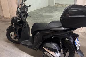 Scooter sh 150 2025