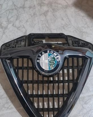Alfa Romeo 156 scudo anteriore 