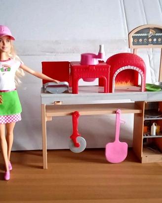 COFFEE BARBIE, PIZZERIA E SALONE BELLEZZA