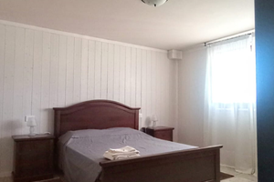 Locale a giorno con camera bagno giardino