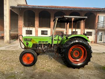 Trattore agricolo Deutz  D 72 06
