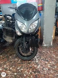 Yamaha tmax 500