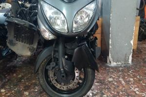 Yamaha tmax 500