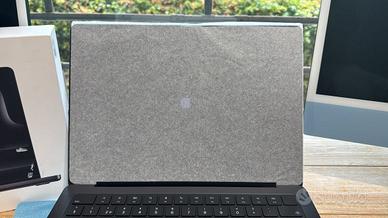 MacBook Pro 14 M4 Pro 20Core RAM 24Gb SSD Ex-Nuovo