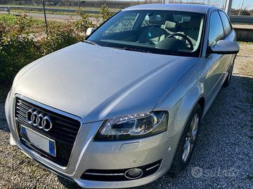 Audi A3 1.6 TDI 105 Cv 77Kw Ambiente