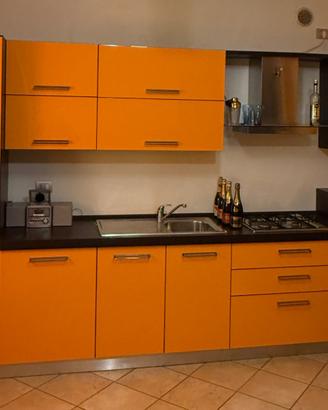 TRASLOCO IMMINENTE! Cucina con elettrodomestici