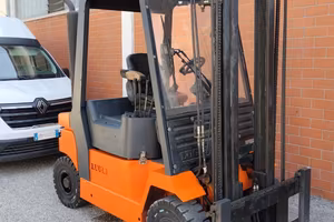 CARRELLO LUGLI 305.4 - 2002