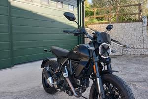 Ducati Scrambler Icon Dark 2025