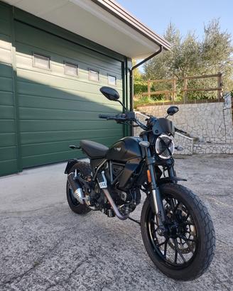 Ducati Scrambler Icon Dark 2025