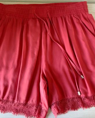 Shorts in pizzo