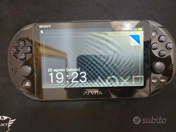 Ps Vita 2000 1T con custodia e 6 giochi