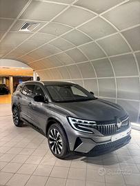 Renault Espace E-Tech full hybrid 200 Techno