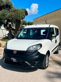 Fiat Doblo Combi 5 Posti Euro6 N1 pari al nuovo 11