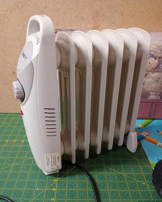 Radiatore elettrico a olio Selecline 800W 
