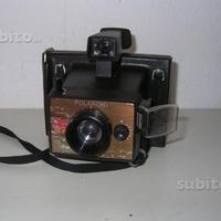 Polaroid EE33