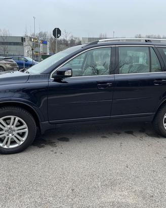 Volvo XC 90 XC90 2.4 D5 185 CV aut. AWD Executive*