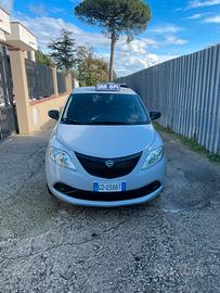 lancia Y benzina GPL casa madre unico proprietario