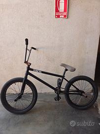 Bmx Assemblata