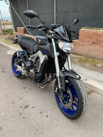 YAMAHA MT09