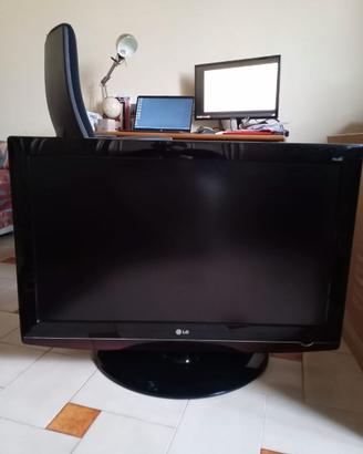 TV LG HD 40 Pollici