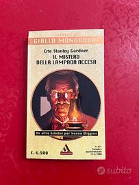 Il Mistero della Lampada Accesa - E S Gardner