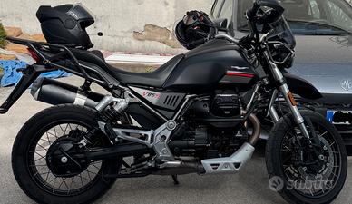 Moto Guzzi V85TT 05/2023 km 10000